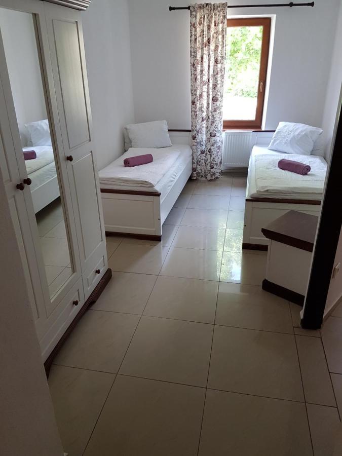 Apartmany St. Maria สตาเร โฮรี ภายนอก รูปภาพ