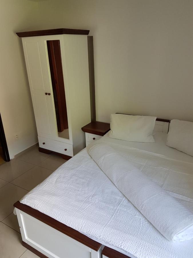 Apartmany St. Maria สตาเร โฮรี ภายนอก รูปภาพ