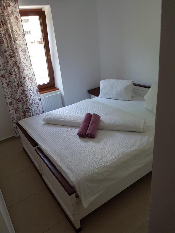 Apartmany St. Maria สตาเร โฮรี ภายนอก รูปภาพ